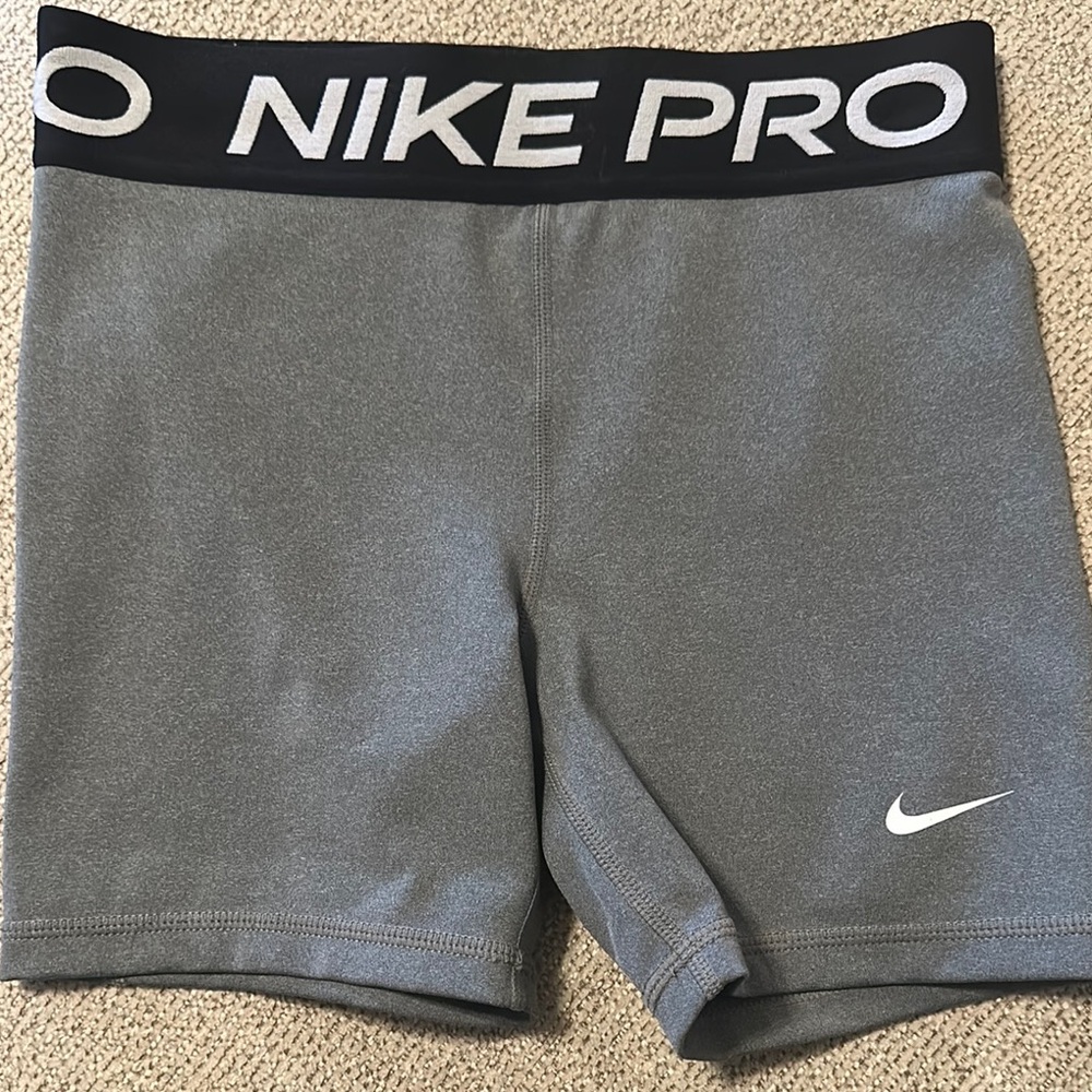 Nike Pro spandex—Girls